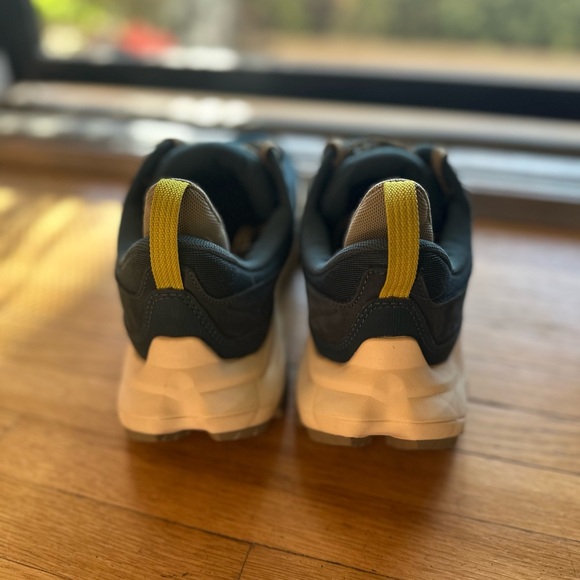 Hoka Anacapa Breeze, men’s size 9 D - Picture 4 of 5